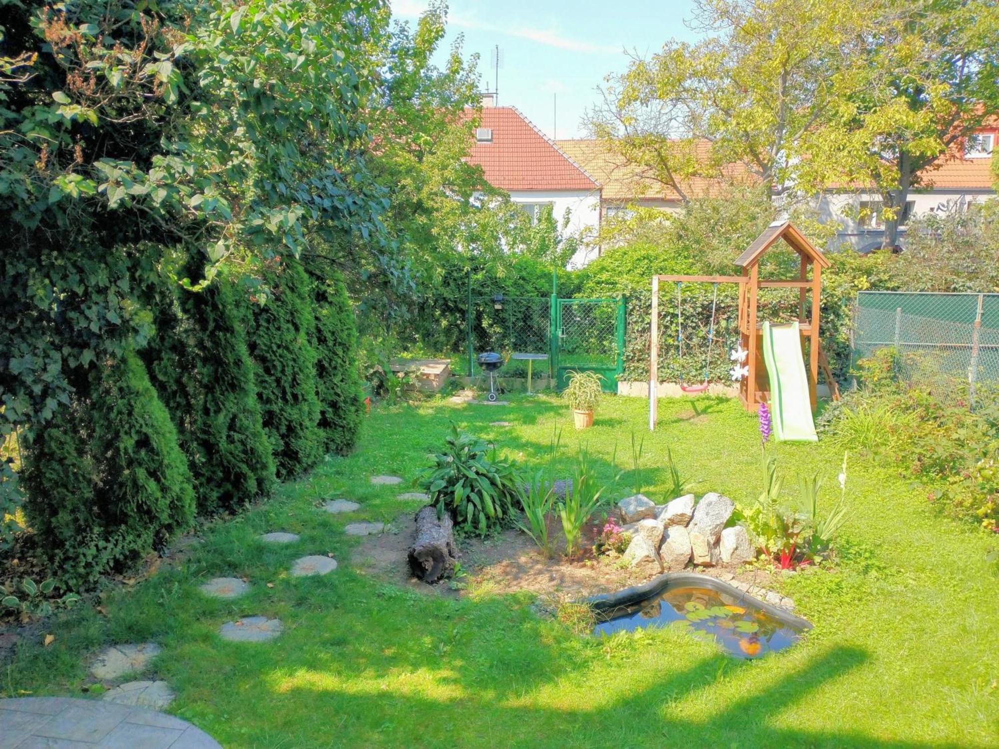 Duplex With Garden Apartamento Praga Exterior foto